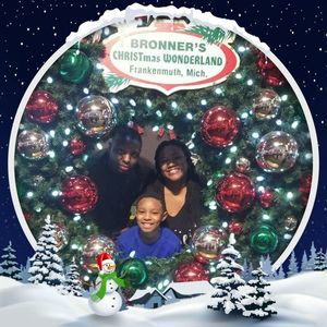 Meet your Posher, Carlotta